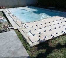 Protection du bassin de la piscine pour dcapage de la chape