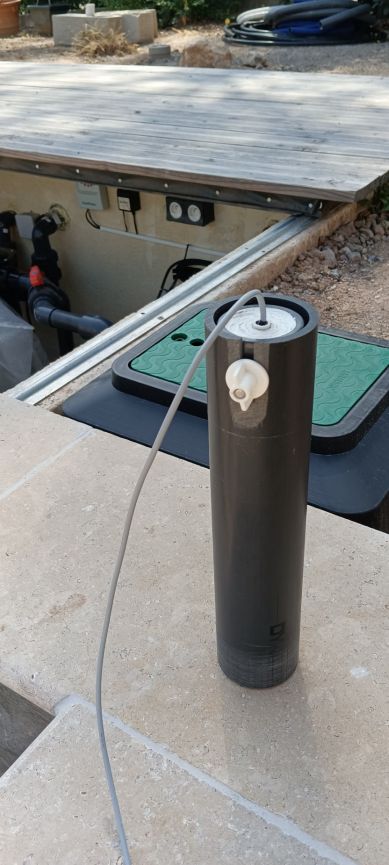 Tube de r�gulation de niveau d'eau avec la sonde  � flotteur - 27/05/23