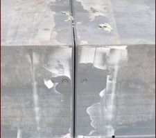 Voilà le joint de l'escalier! Imaginez le liner au dessus!