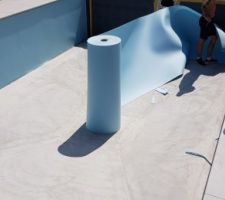 Pose de la mousse confort sur les parois