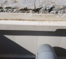 Fissure sur le bloc de filtration côté pompe