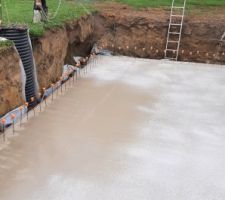 Coulage beton autonivellant